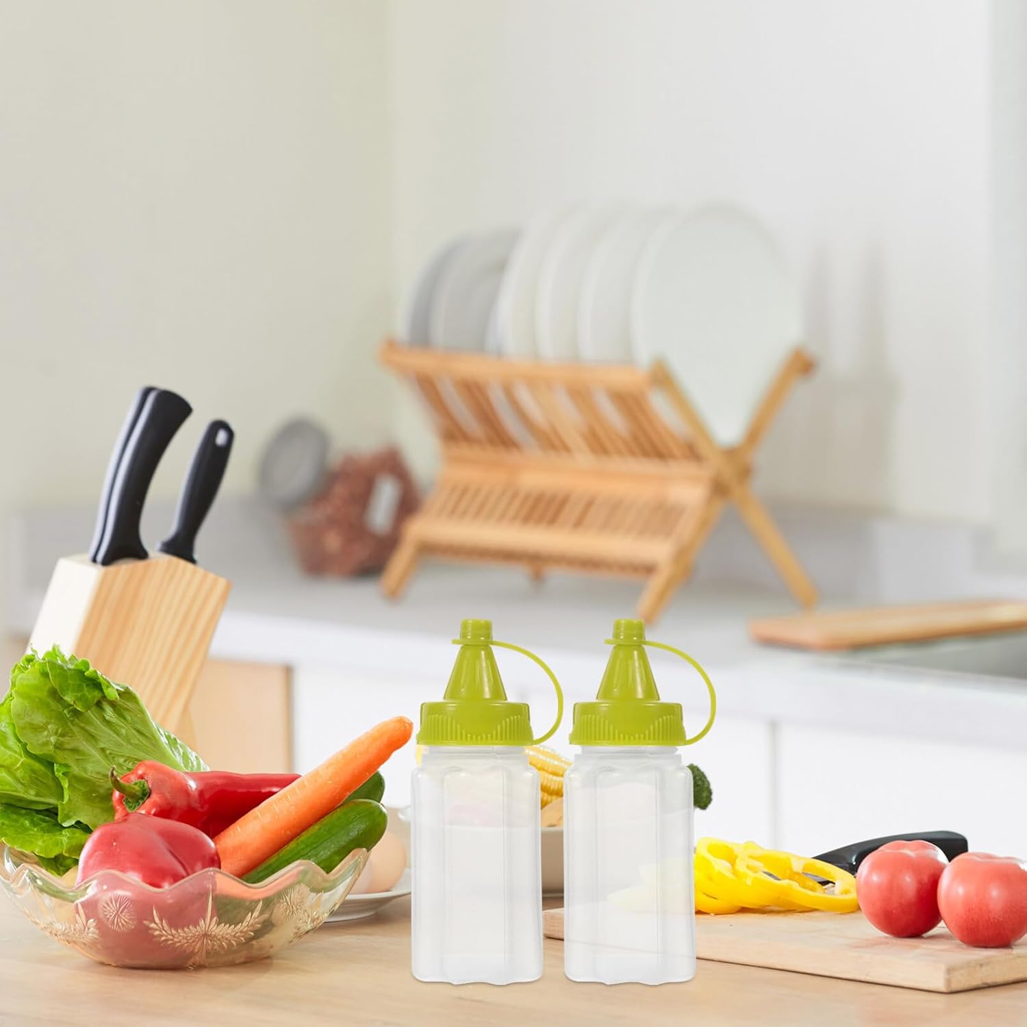 4-Piece Condiment Squeeze Bottles 30ml Compact Durable and Easy to Use