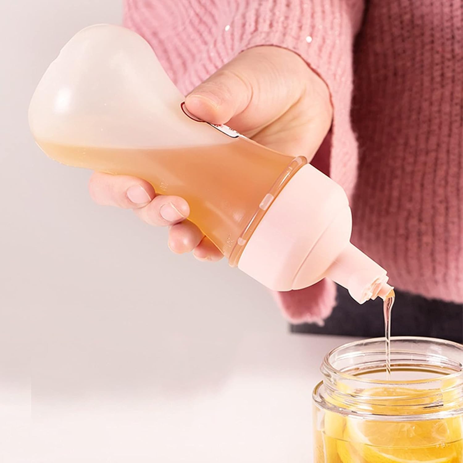 Green Kitchen Condiment Squeeze Bottle for Oil and Sauce