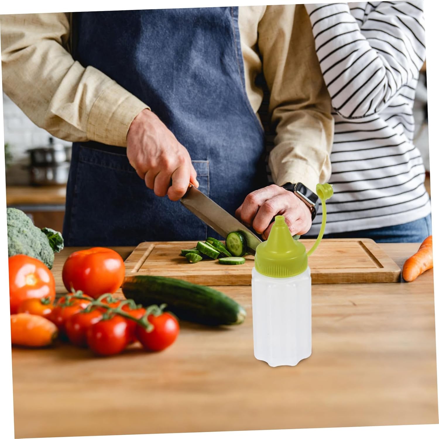 BRIGHTFUFU 4-Piece Squeeze Sauce Bottles for Ketchup Honey and Salad Dressings