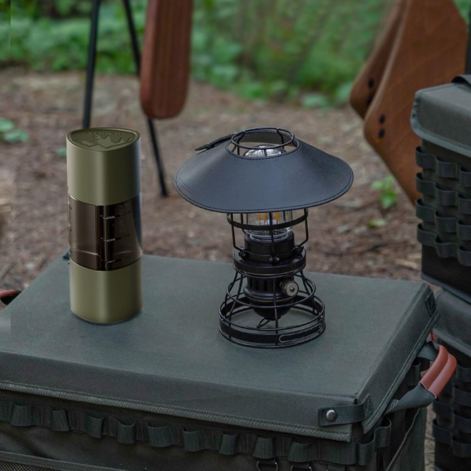 Sleek Squeeze Condiment Dispenser Outdoor Use