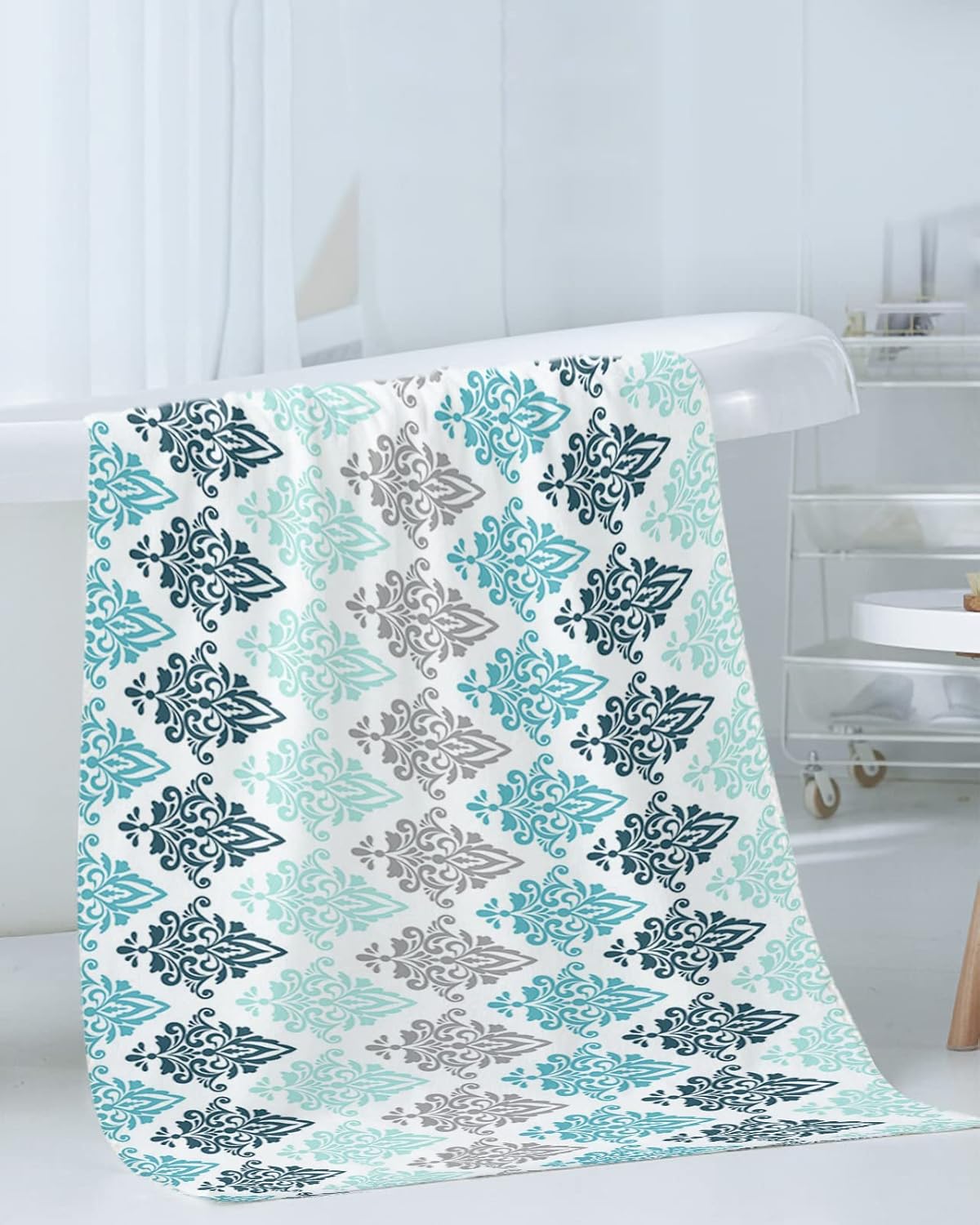 Delightful Geometric Paisley Towel Set for Luxurious Living