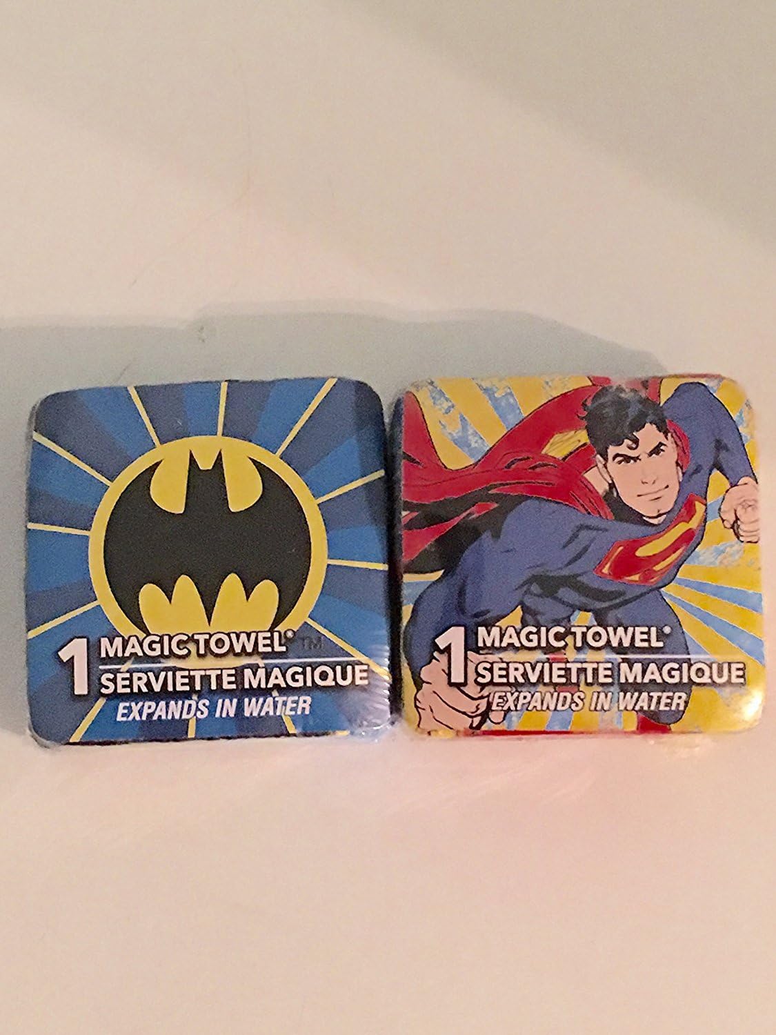 Batman vs Superman Magic Towels Set
