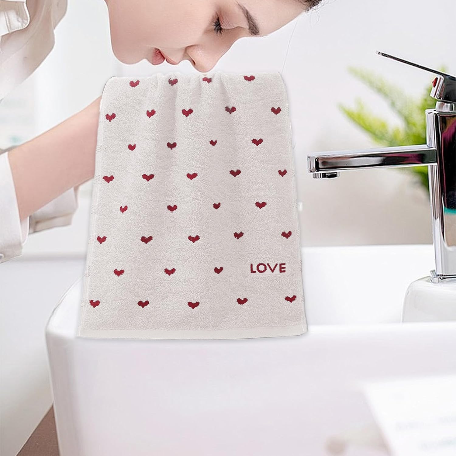 Thick Absorbent Towels for Daily Use