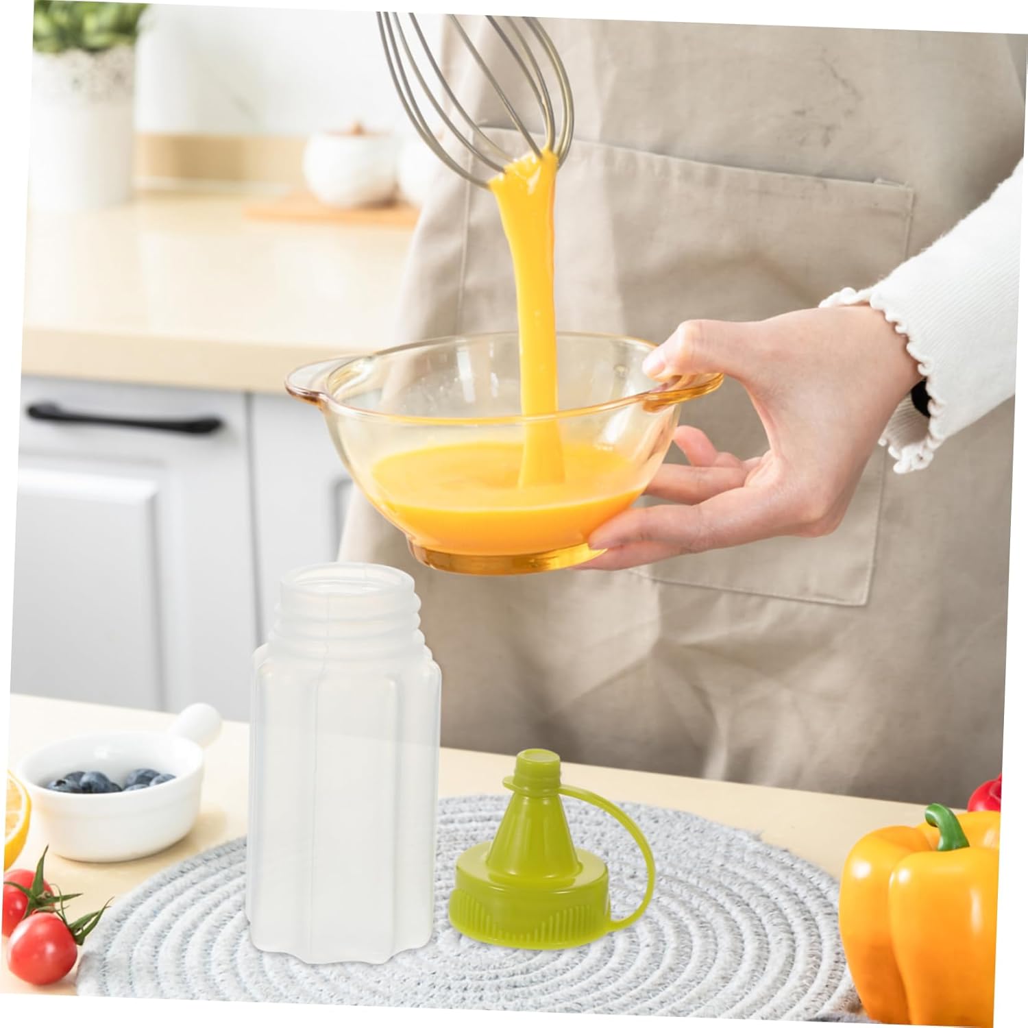 4-Pack Mini Squeeze Condiment Bottles for Outdoor KitchenUse