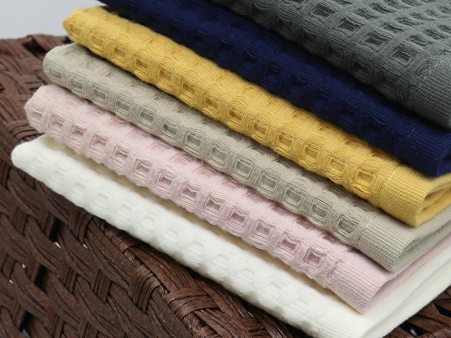 Exceptional Cotton Waffle Wash Cloths Soft Thin and Durable 13x13 inch 6-Pack
